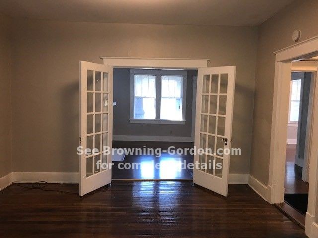Building Photo - 1502 Ashwood Ave