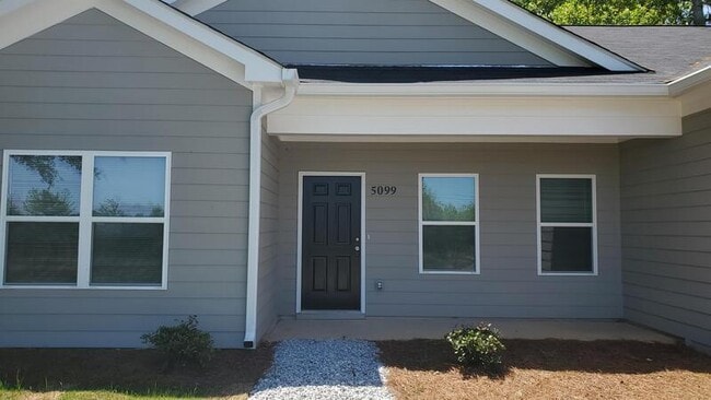 Foto del edificio - 5099 Mars Hill Rd