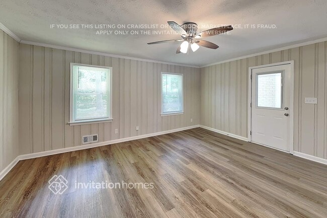 Foto del edificio - 921 Walnut Cir SW