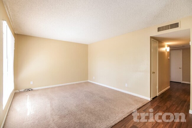 Foto del edificio - 8948 W Heatherbrae Dr
