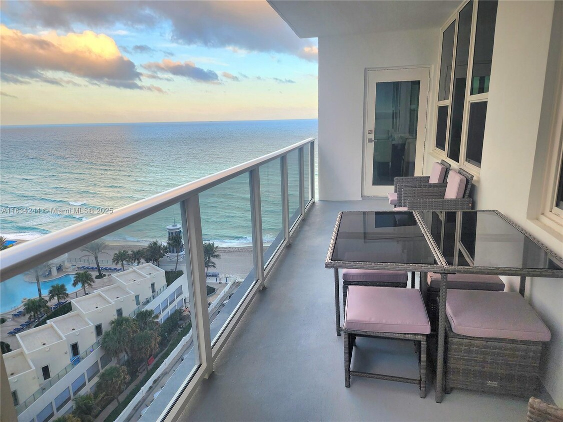 Foto principal - 3505 S Ocean Dr