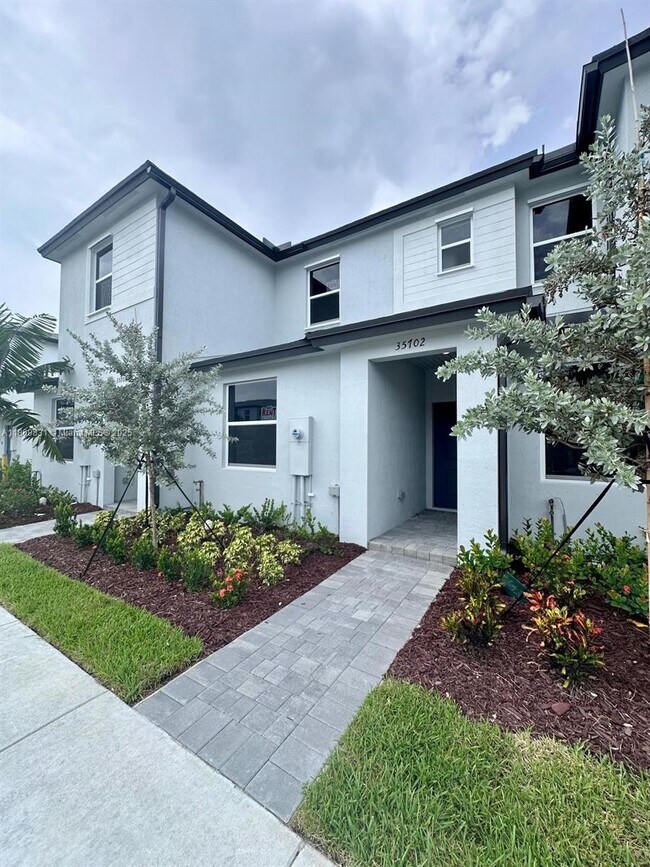 Foto del edificio - 35702 SW 178th Ct
