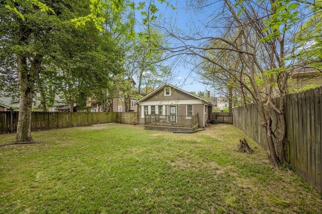 Foto del edificio - 230 Garland St