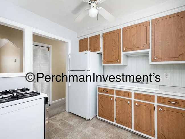 Foto del edificio - 9576 Columbia St