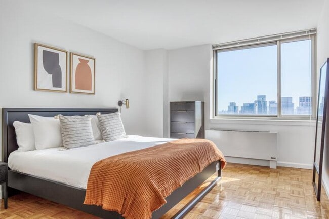 Photo - 1 bedroom in Queens NY 11109 Apartment