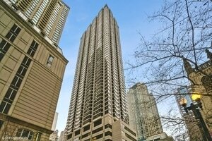 Building Photo - 30 E Huron St