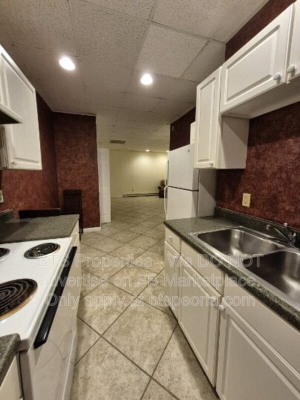 Foto del edificio - 5917 W Plank Rd