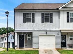 Building Photo - 4925 Lower Elm St