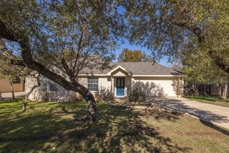 Building Photo - 85 Ridgewood Cir