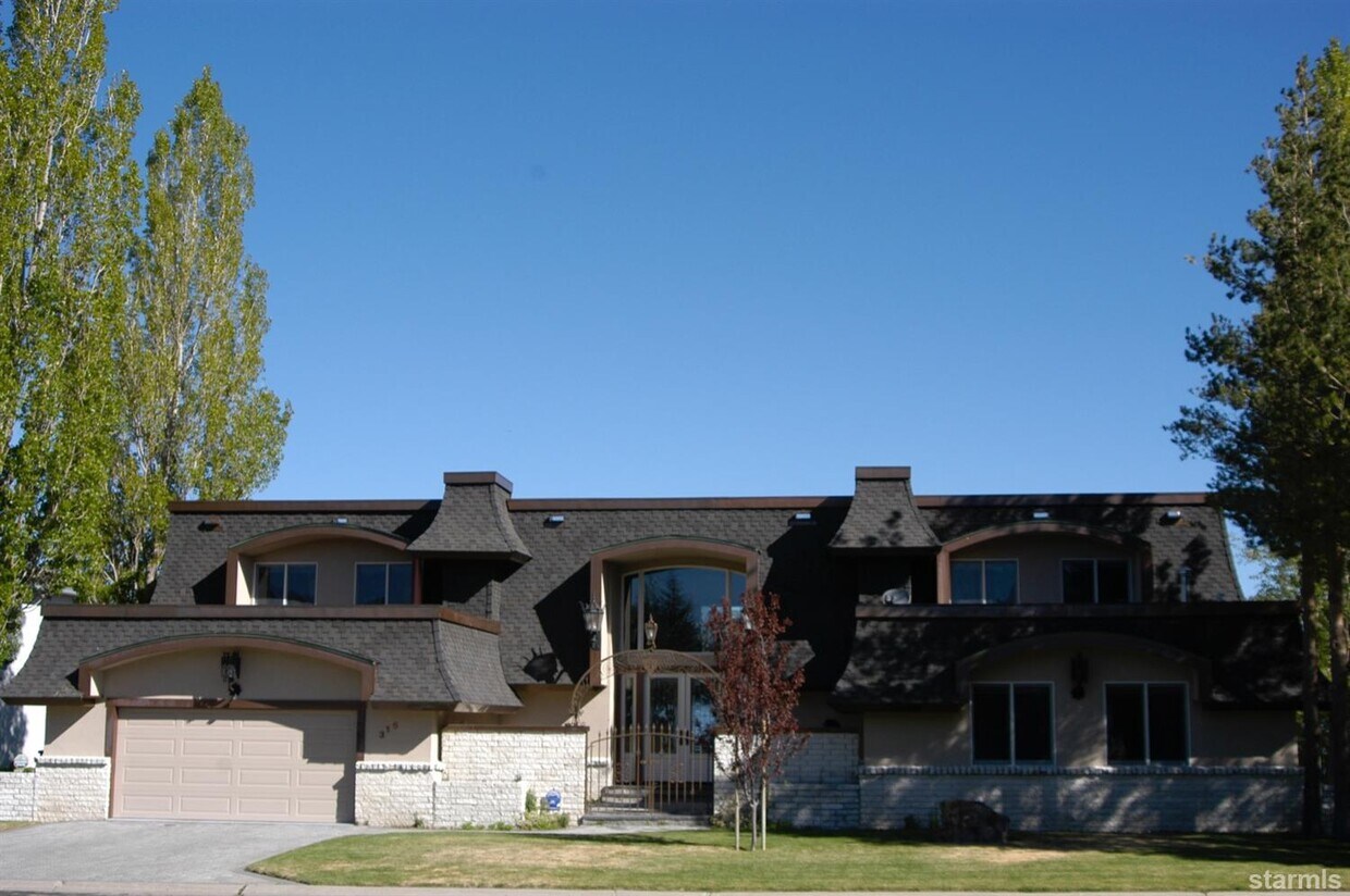 Primary Photo - 315 Beach Dr