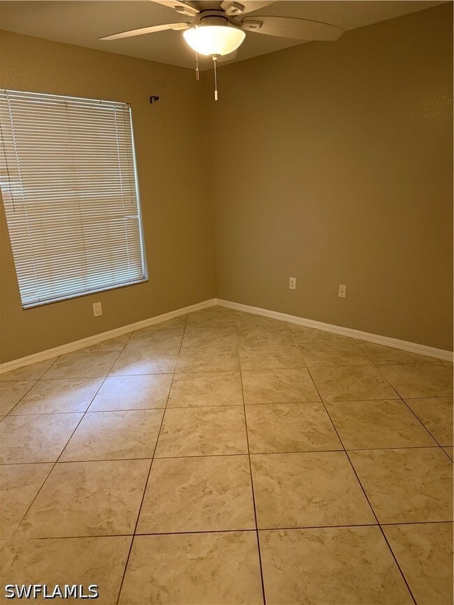 Building Photo - 15415 Cedarwood Ln