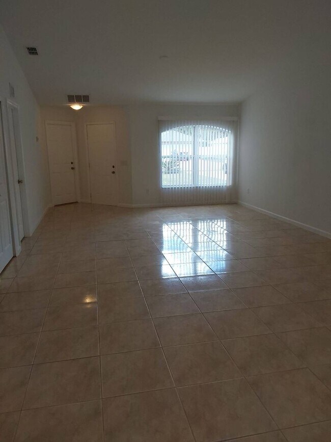 Foto del edificio - 21 Prospect Ln