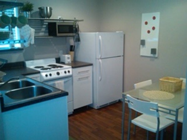 Foto del edificio - 1224 N Treat Ave