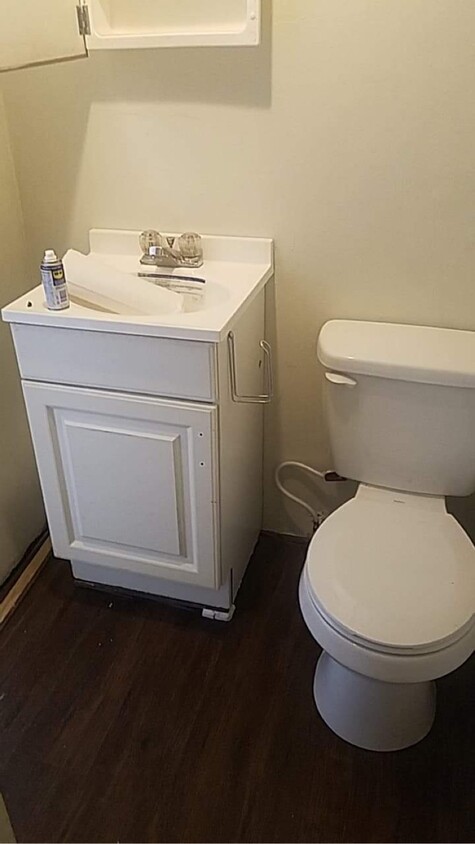 Studio with New Toilet & Cabinet - 57 Center St