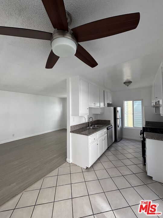 Building Photo - 1226 Armacost Ave