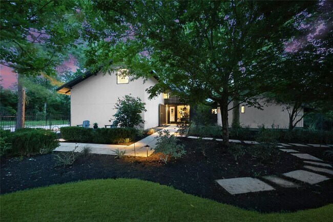 Foto del edificio - 5510 Harvest Oak Landing Dr