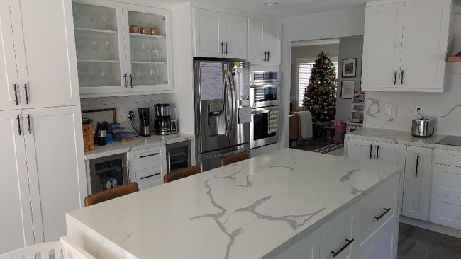 Building Photo - 459 Jolina Way