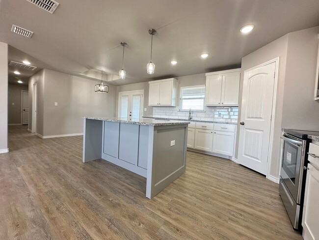 Building Photo - New Construction Home In Idalou ISD!