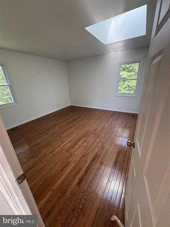 Building Photo - 13414 Queens Ln
