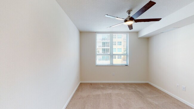 Interior Photo - The Slade at Channelside