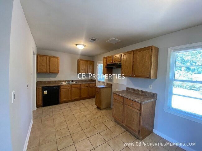 Foto del edificio - 3781 Wickcliff Ln
