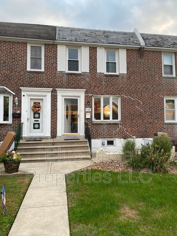 Building Photo - 528 Chester Ave