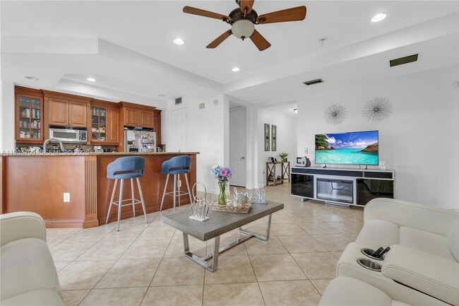 Photo - 8200 NW 128th Ln Apartment