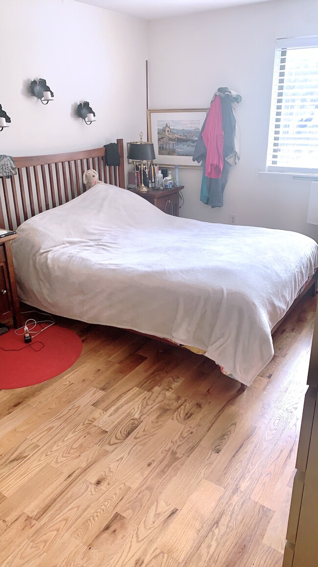 Master Bedroom - 35 Odell Ave