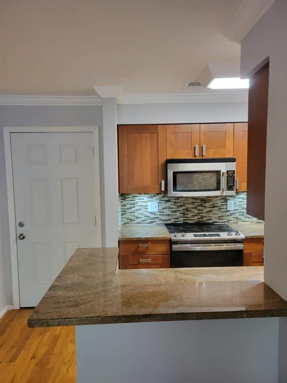 Foto del edificio - 3116 Pine Heights Dr NE