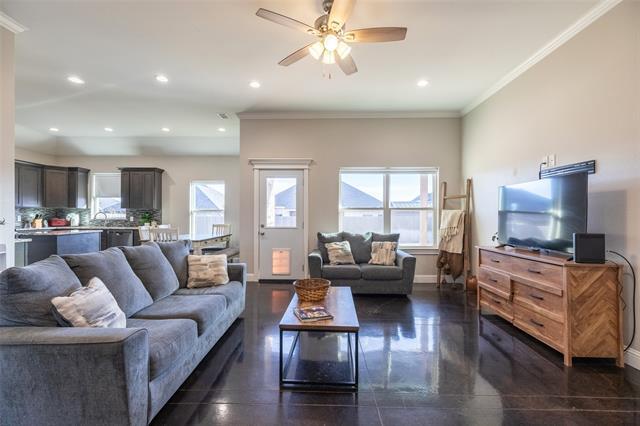 Building Photo - 313 Martis Way