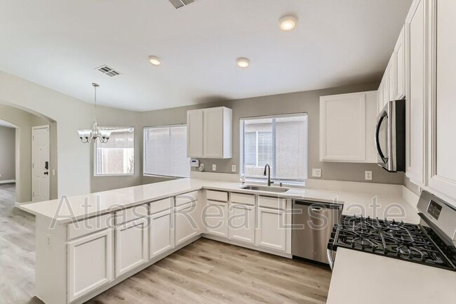 Building Photo - 2128 Hidden Ranch Terrace