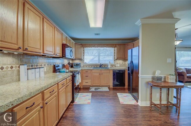 Foto del edificio - 2319 Arlington Pl