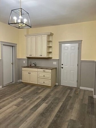 Foto del edificio - 195 Chelsea St