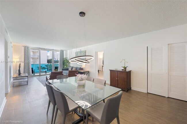 Foto del edificio - 4001 S Ocean Dr