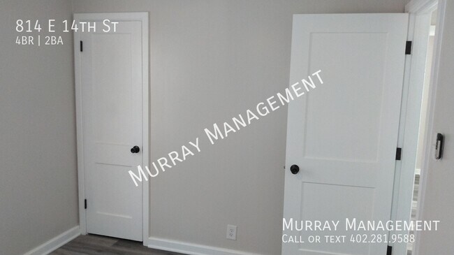 Building Photo - 814 E 14th St