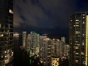Building Photo - 200 Biscayne Blvd Way