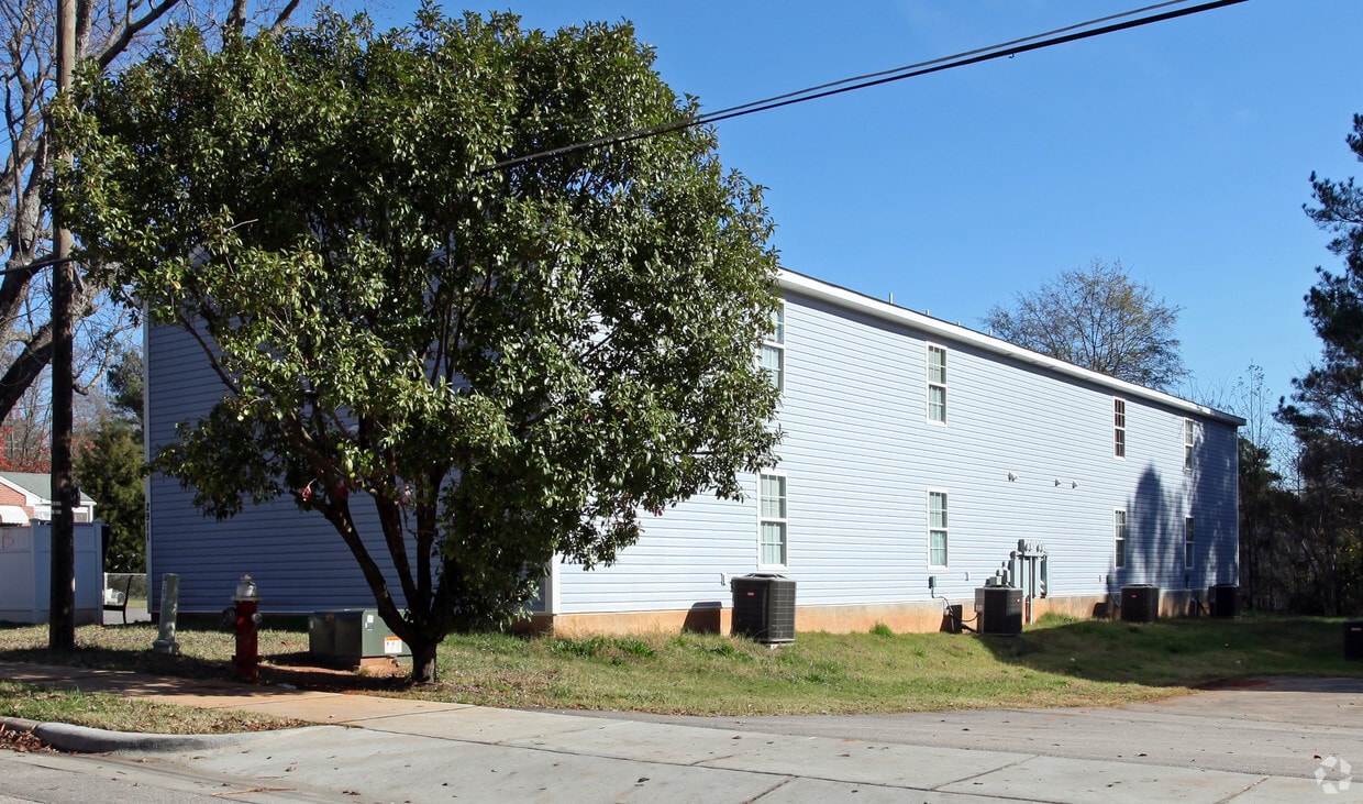 Building Photo - 2911 Boone Trl