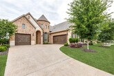 Primary Photo - 900 Sabine Dr