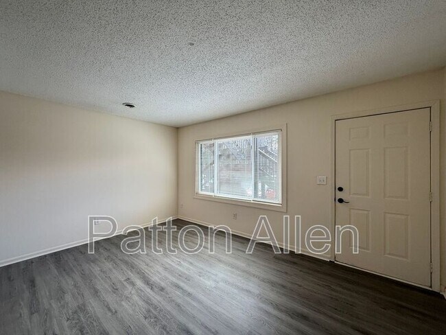 Foto del edificio - 35 Dawnwood Cir