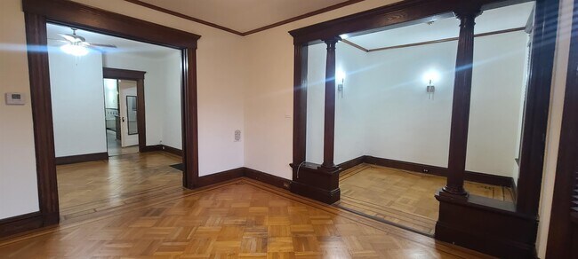Foto del edificio - 49 Hudson Pl
