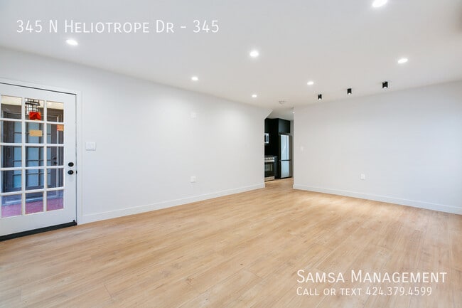 Foto del edificio - 345 Heliotrope Dr