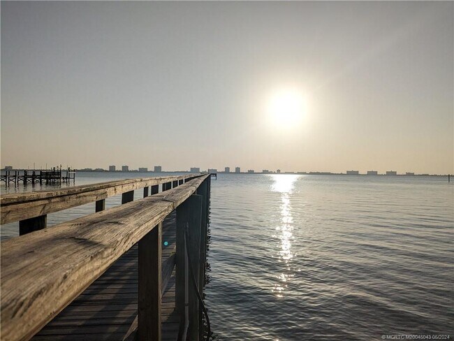 Foto del edificio - 13525 S Indian River Dr