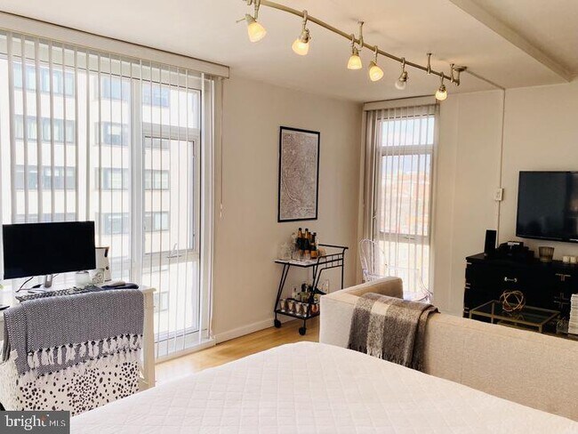 Foto del edificio - 1545 18th St NW
