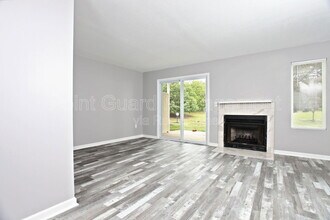 Building Photo - 5480 S Gold St