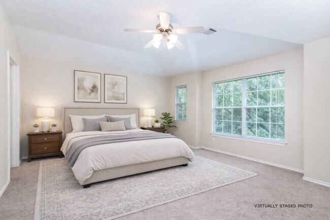 Foto del edificio - 207 N Burberry Park Cir