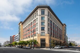Building Photo - MB360