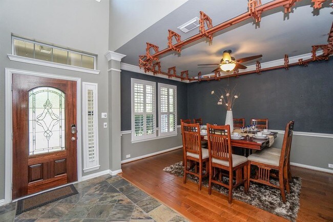 Foto del edificio - 8407 Red Rooster Ln