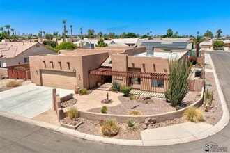 Building Photo - 10334 Sunup Ave