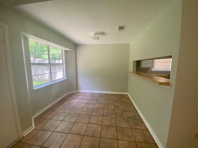 Building Photo - 6319 Brookgate Dr