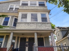 Building Photo - 56 Bell St